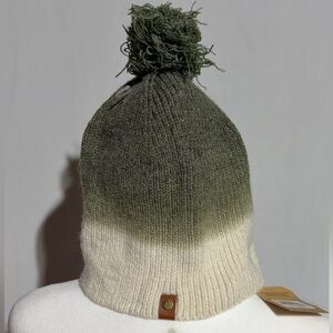 NWT FRYE AND CO. Green and Cream Dip Dye Beanie With Pom Knit Hat OSFM